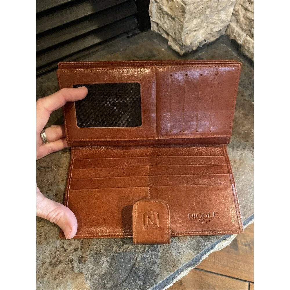 Nicole Christian Italy Snap Closure Long Wallet Tan Leather